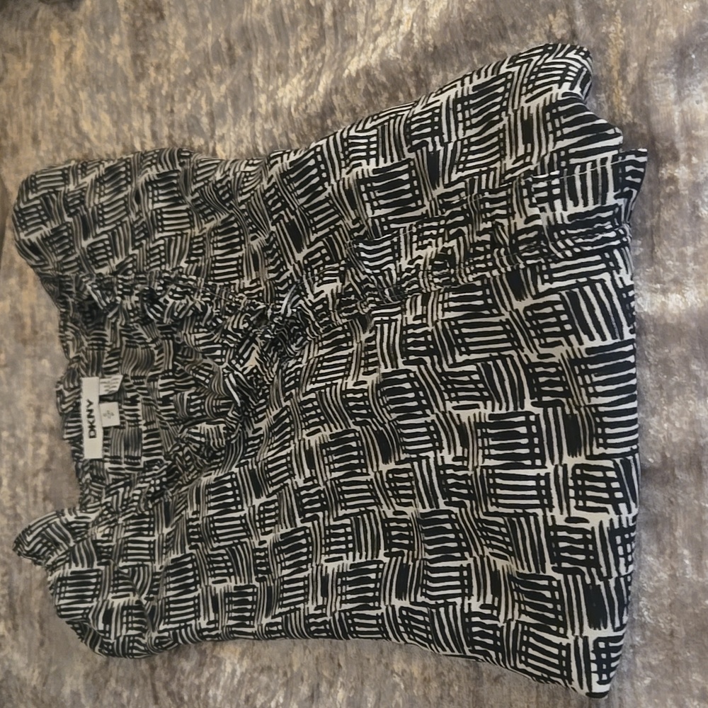 DKNY Black and White Women's top